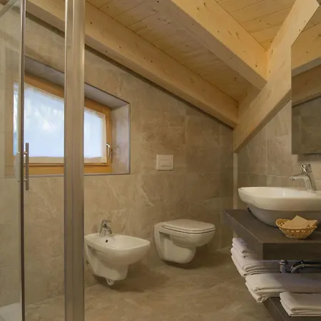 Garni Caminetto Hotel 4*