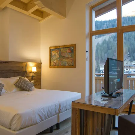 Hotel Garni Caminetto Madonna di Campiglio