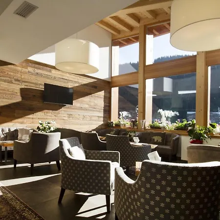 Garni Caminetto Hotel